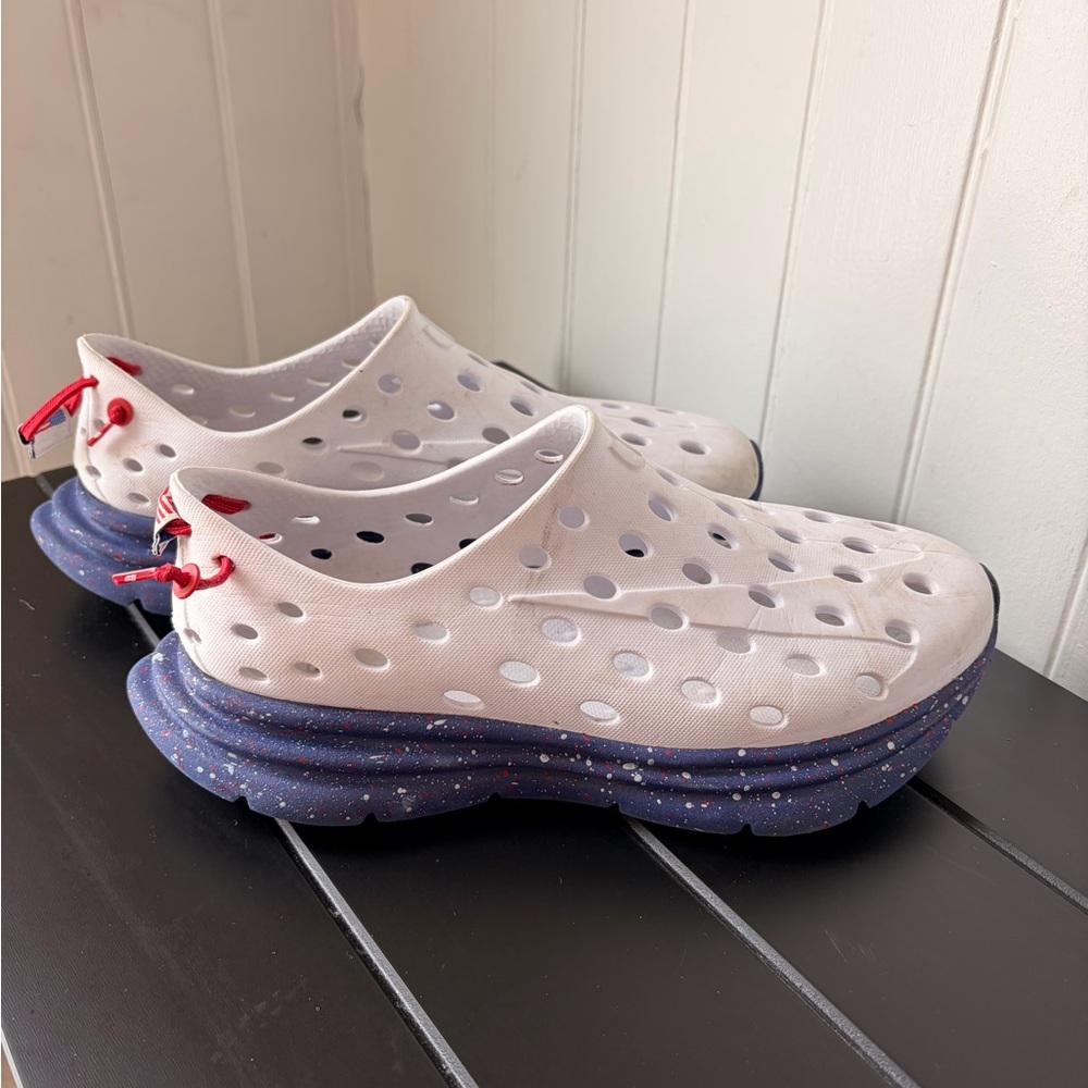 Kane Revive Active Recovery White and Blue Slip-On Shoes